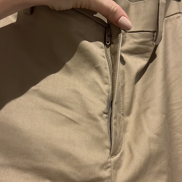 Banana Republic Men Slim Fit Beige Chino Pants Size 34x32 - Picture 6 of 8